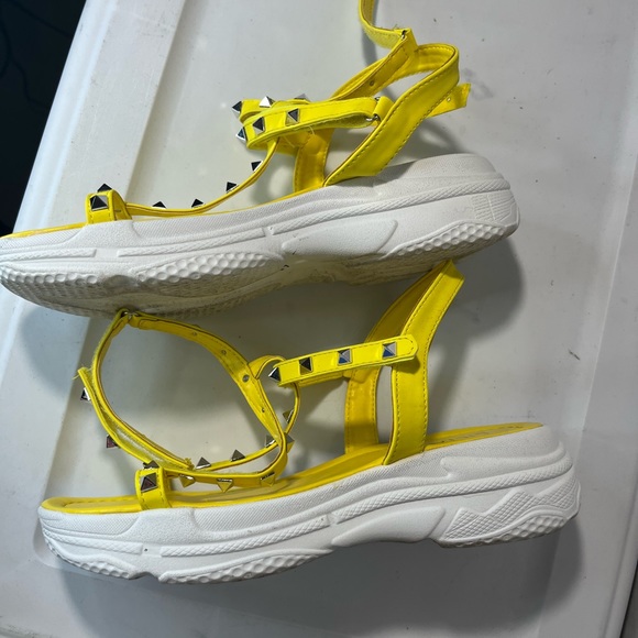 Liliana | Yellow | platform studded ankle strap sandal | Size 10 - Picture 8 of 9